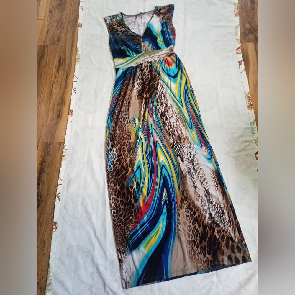 Symphony Plus Abstract Maxi Dress